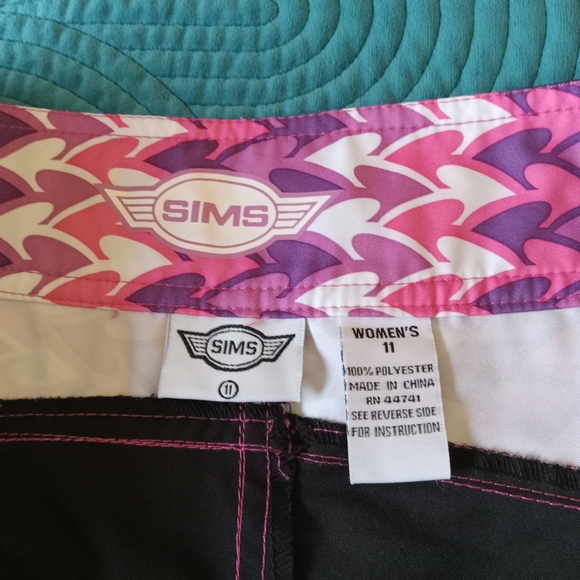 SIMS Board Shorts Size 11 - Picture 8 of 8